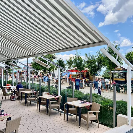 Otel Seetelhotel Kaiserstrand Beachhotel Lifestyle-hotel Direkt Am 4*