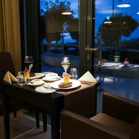 Seetelhotel Kaiserstrand Beachhotel Lifestyle-hotel Direkt Am 호텔 제바트헤링스도르프