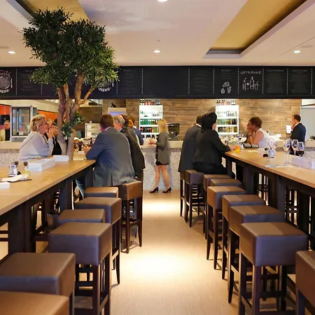 Hotel Seetelhotel Kaiserstrand Beachhotel 4*
