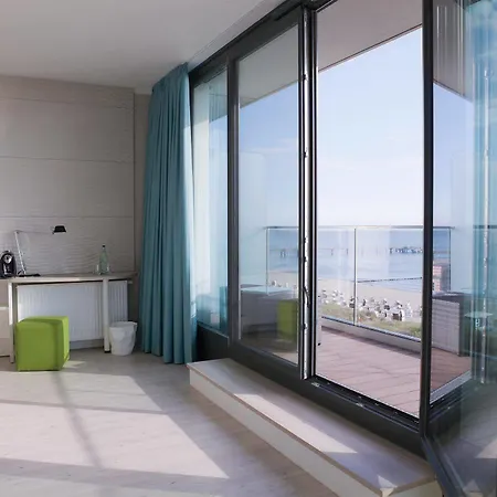 Seetelhotel Kaiserstrand Beachhotel Lifestyle-hotel Direkt Am 4* هيرينجسدورف