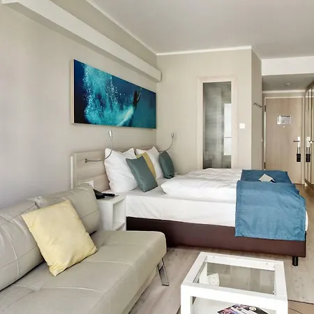 Seetelhotel Kaiserstrand Beachhotel Lifestyle-hotel Direkt Am 4*