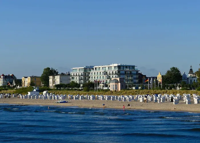Seetelhotel Kaiserstrand Beachhotel Lifestyle-hotel Direkt Am Отель 4*