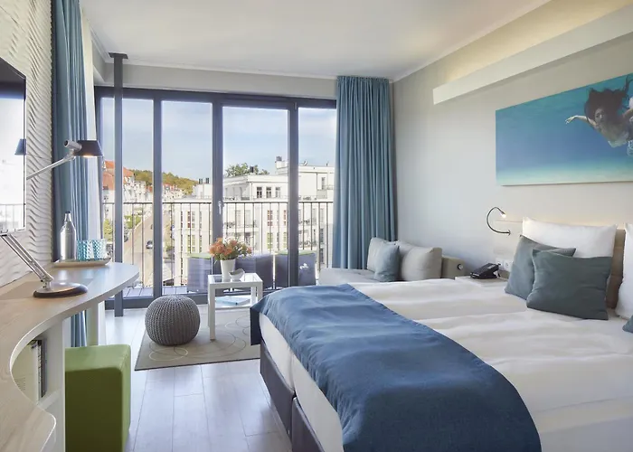 Seetelhotel Kaiserstrand Beachhotel Lifestyle-hotel Direkt Am Отель 4*