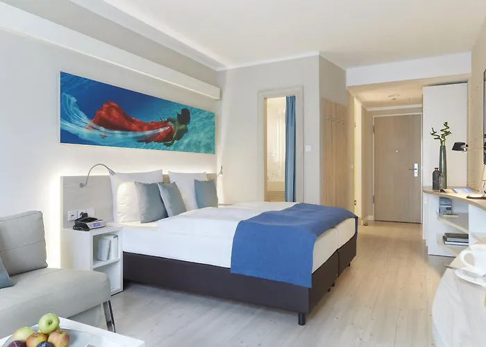 Отель Seetelhotel Kaiserstrand Beachhotel Lifestyle-hotel Direkt Am 4*