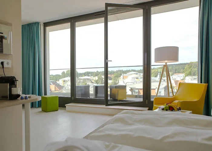 Отель Seetelhotel Kaiserstrand Beachhotel Lifestyle-hotel Direkt Am 4*