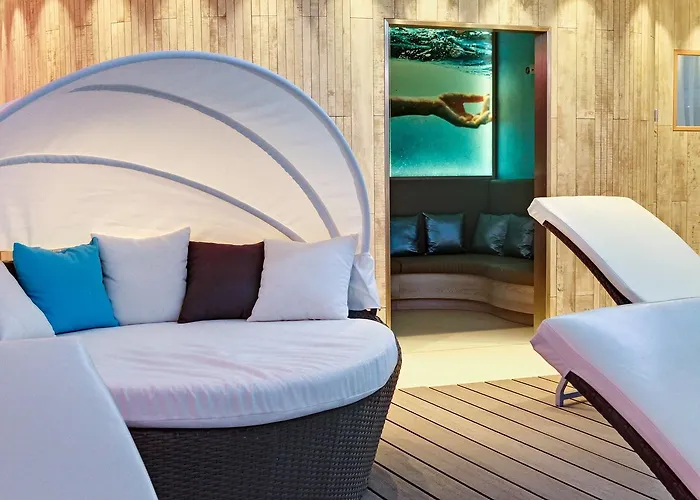 Seetelhotel Kaiserstrand Beachhotel Lifestyle-hotel Direkt Am 4*